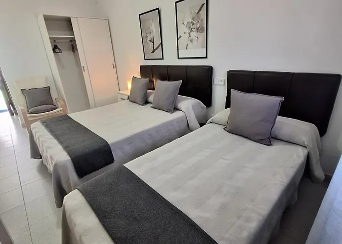 Portugal 2*
